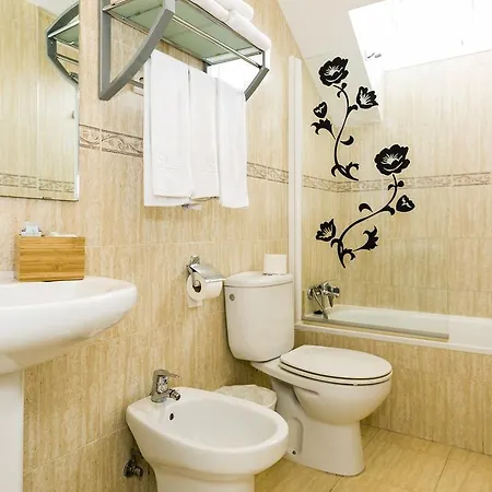Weforyou Real Del Tivoli Two Apartament *