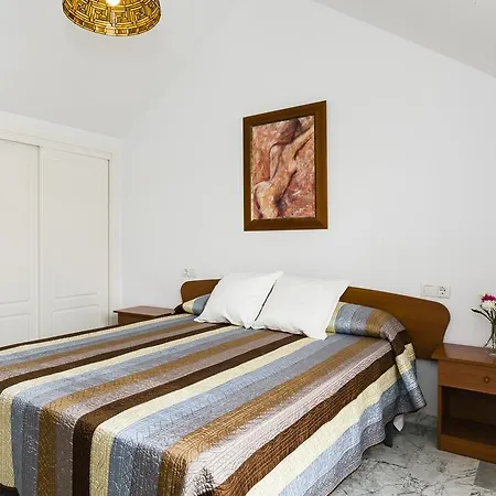Weforyou Real Del Tivoli Two Apartament